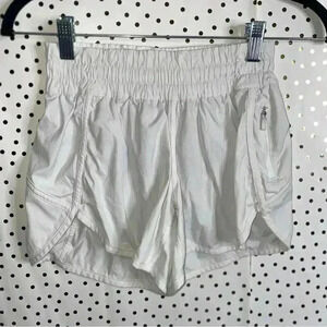 Lululemon Tracker Short V